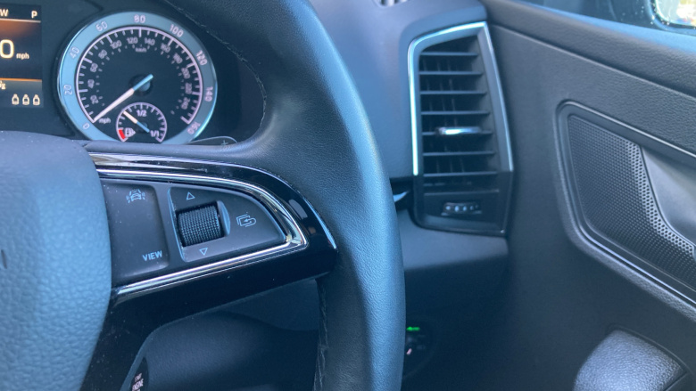 Skoda Karoq 2.0 TDI Scout 4x4 5dr DSG Diesel Estate